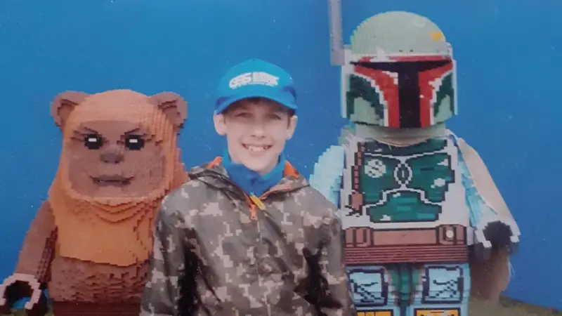 Llamamiento para obtener 10.000 piezas de Lego para un banco conmemorativo