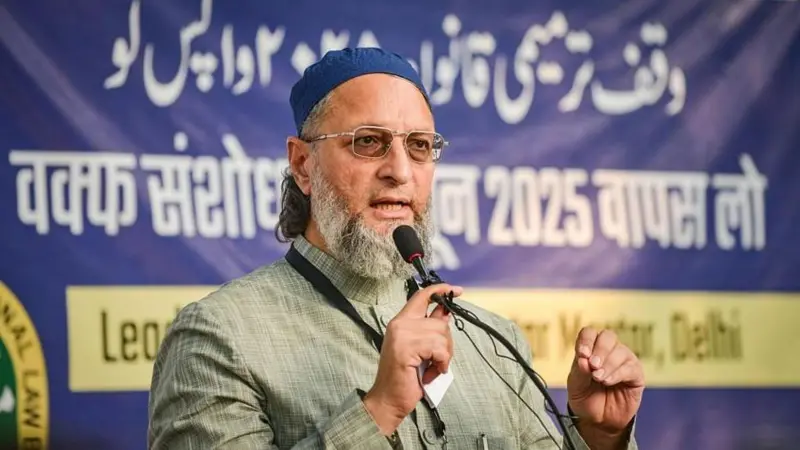 అసదుద్దీన్ ఒవైసీకి బిహార్ ముస్లిం యువతలో మంచి గుర్తింపు ఉంది.