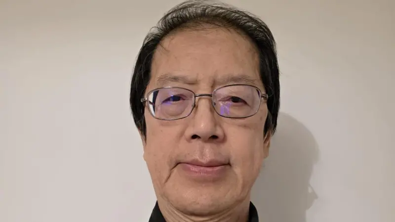 El propietario del piso se siente impotente ante el retraso en las obras de revestimiento