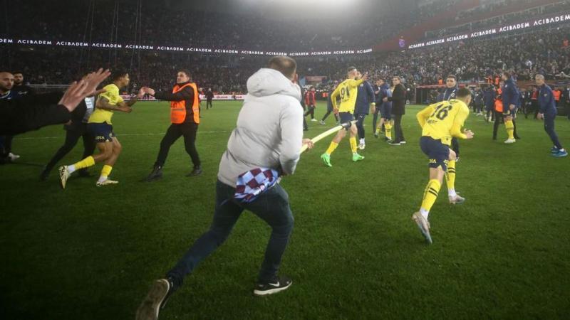 Trabzonspor’a altı maç seyircisiz oynama cezası