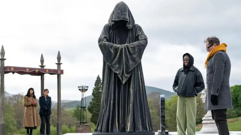 ‘Hago utilería para The Masked Singer y Traitors’