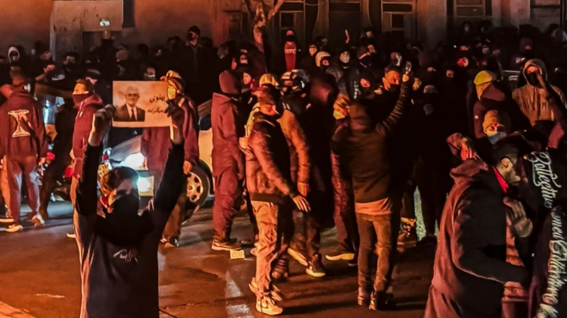 ٹرمپ کی دھمکی، ’شاہ کی واپسی‘ اور اسرائیل: ایران میں حالیہ حکومت مخالف مظاہروں میں فوج کہاں کھڑی ہے؟