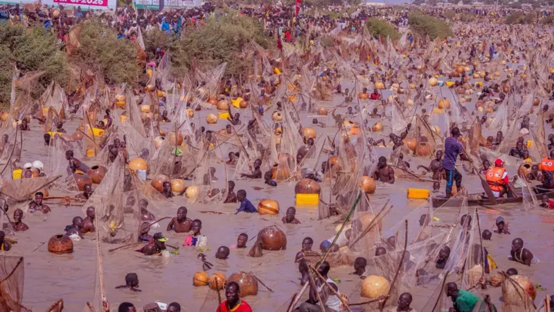 Fotos de las celebraciones del Torneo de Pesca de Argungu 2026
