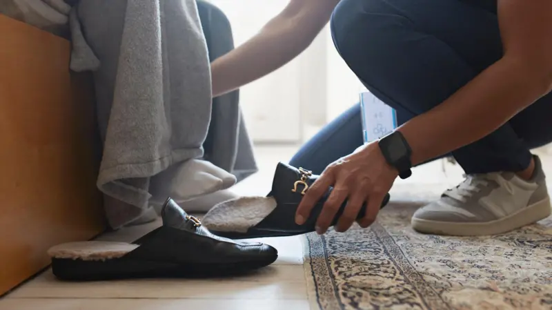 Empresa de cuidados dejó a ‘persona comer sin dentadura postiza’