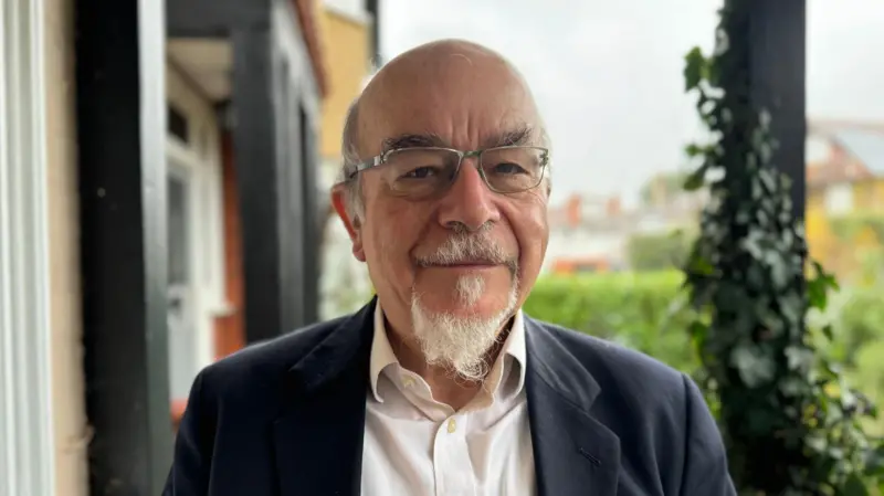 Preocupación de los aldeanos por el plan de construir viviendas tipo fortaleza