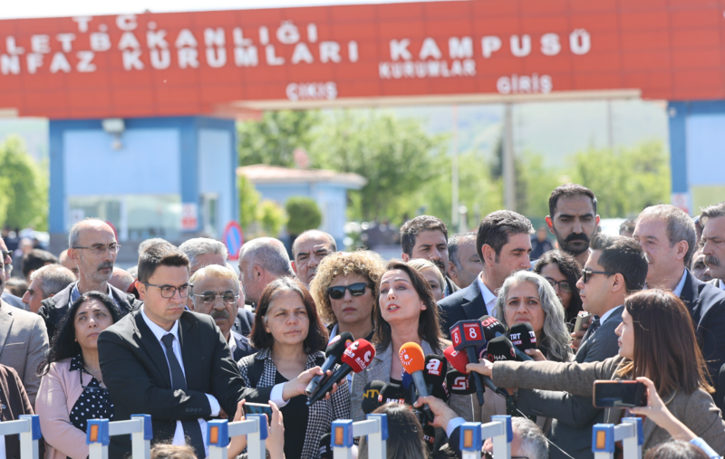 Kobani davasında kararlar açıklandı