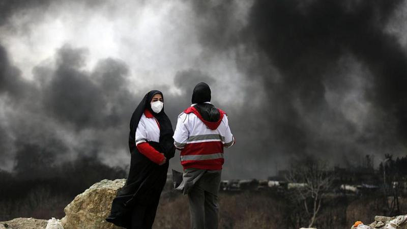 Qué es la "lluvia negra", la otra amenaza que sufre Teherán por los ataques de EE.UU. e Israel contra Irán