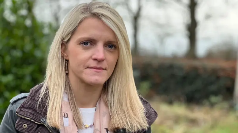 Estrés ‘irreal’ para los residentes por el plan de torres de alta tensión