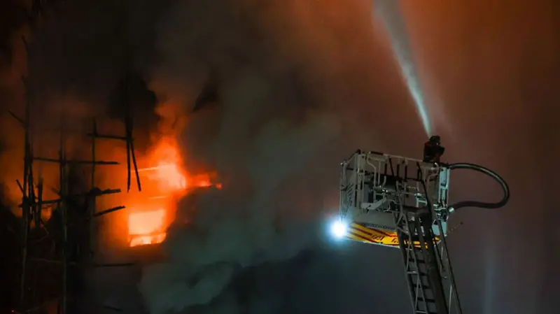 हङकङमा १७ वर्षयताकै भीषण आगलागी : ४४ जनाको मृत्यु, २७९ जना बेपत्ता