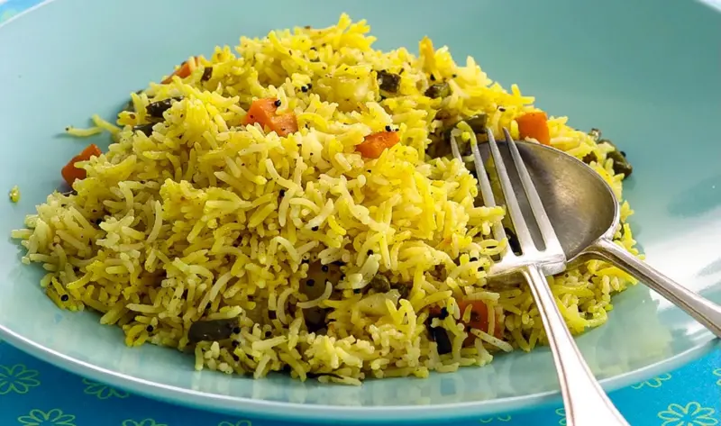 Intambara yo muri Iran: Ibiciro by’ibiribwa bizazamuka