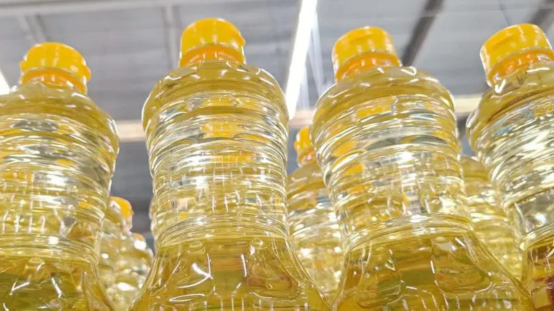 বাংলাদেশে সয়াবিন তেলের দাম বাড়ল