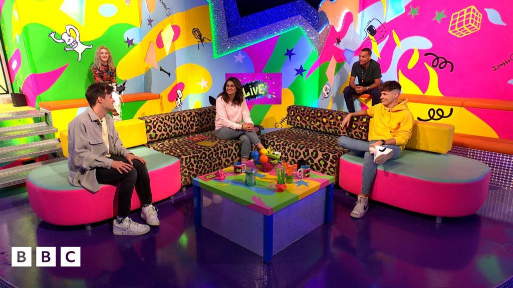 Mash Up Guests Answer Your Questions Cbbc