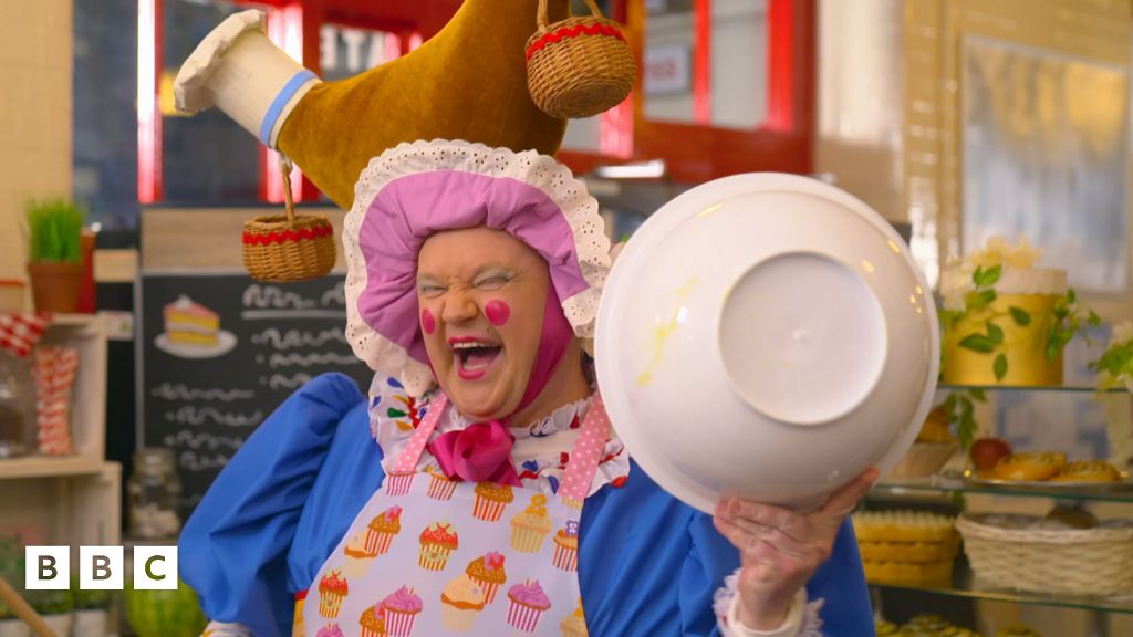 Song Bake a Cake CBeebies