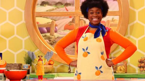 Click to watch the Big Cook Little Cook theme tune.