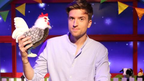 Click to watch Greg james read Rooster Worse Skinny Jeans for CBeebies Bedtime Stories.