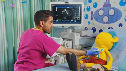 Dr Ranj doing a echo cardiogram