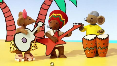 Rastamouse with guitar and friends