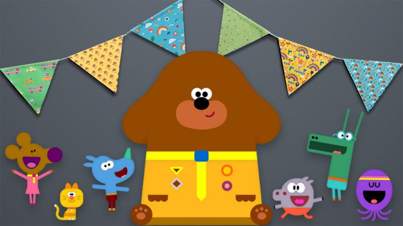 Hey Duggee party: Bunting decorations - CBeebies