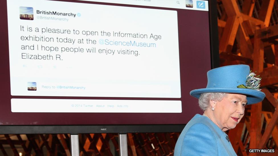 The Queen and a tweet on a big screen.