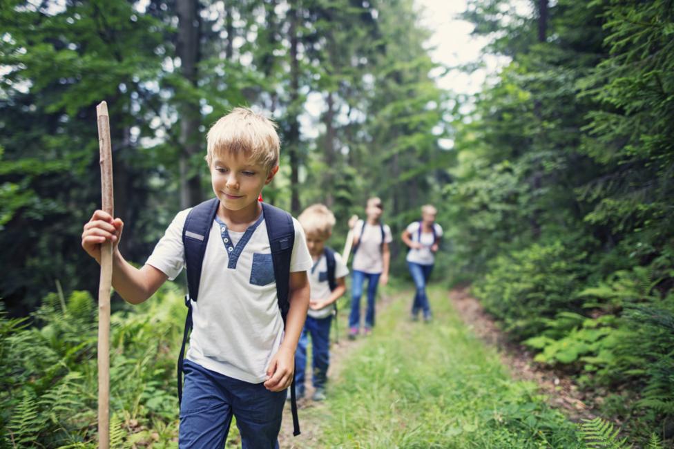 kids hiking outdoors.