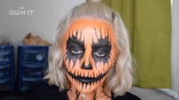 Frightful ingredients hiding in Halloween face paint