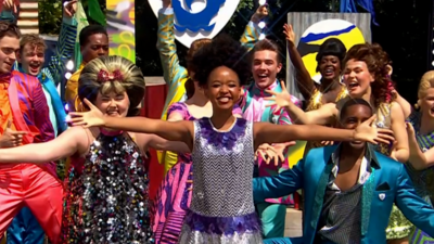 Blue Peter - Hairspray the musical perform You Can't Stop The Beat