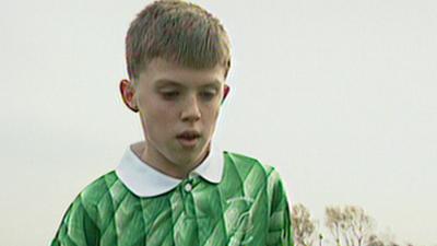 Match of the Day Kickabout - Michael Carrick on Ctv when he was 13!