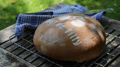 Matilda and the Ramsay Bunch - Sensational Souped-up bread