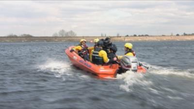 Hero Squad - Special Ops - Water Rescue Boat