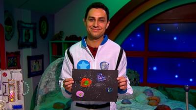 CBeebies House - Make a solar system picture