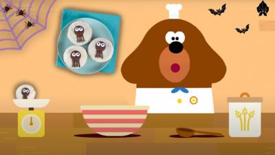 Hey Duggee - Spider cupcakes recipe for Halloween
