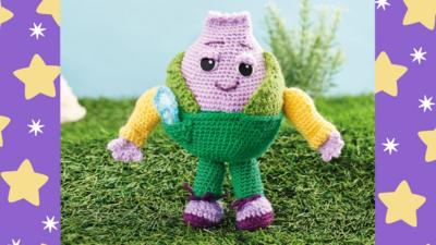Mr Onion: Moon and Me Knitting and Crochet Patterns