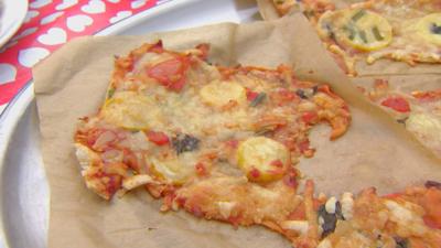 Mr Bloom: Here and There - Fish Shaped Pizza