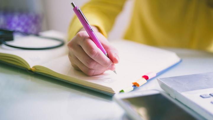 AMAZING authors share their writing tips! - CBBC - BBC