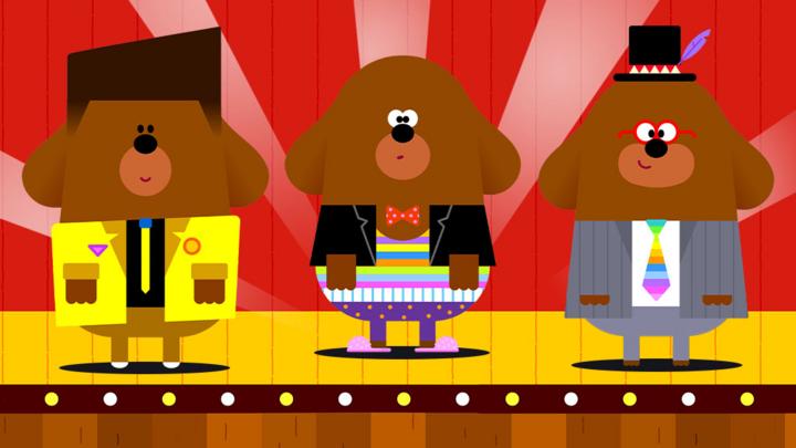 Fancy Dress Up Game from Hey Duggee online CBeebies - CBeebies - BBC