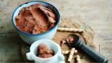 Super-rich chocolate ice cream