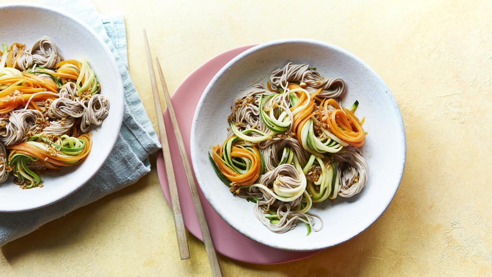 6-ingredient vegetable noodles