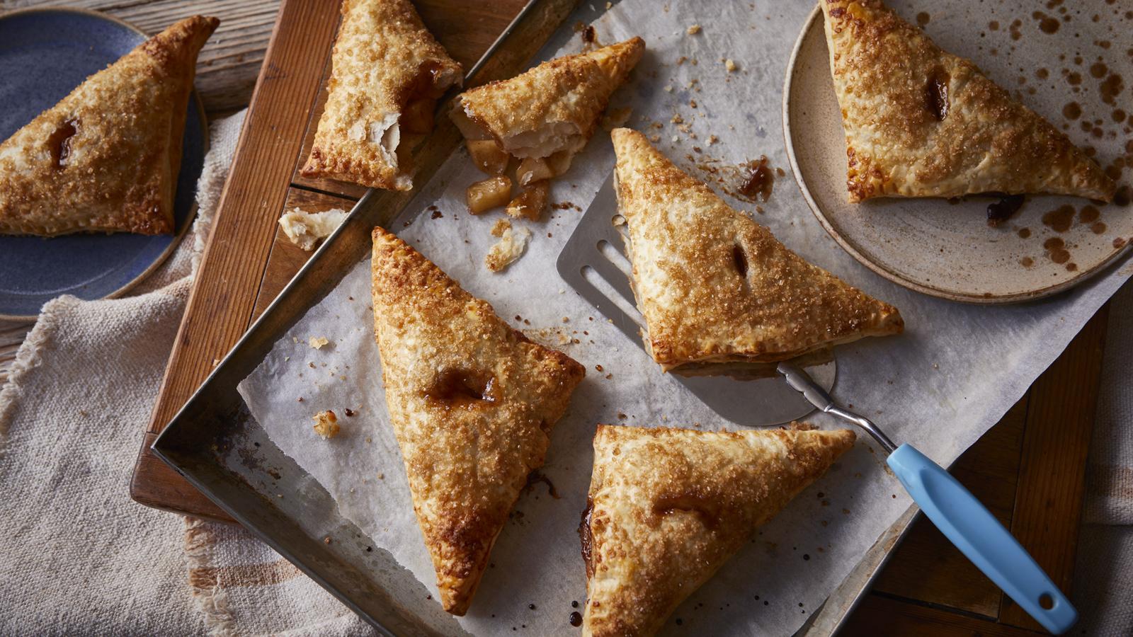 Apple turnovers 