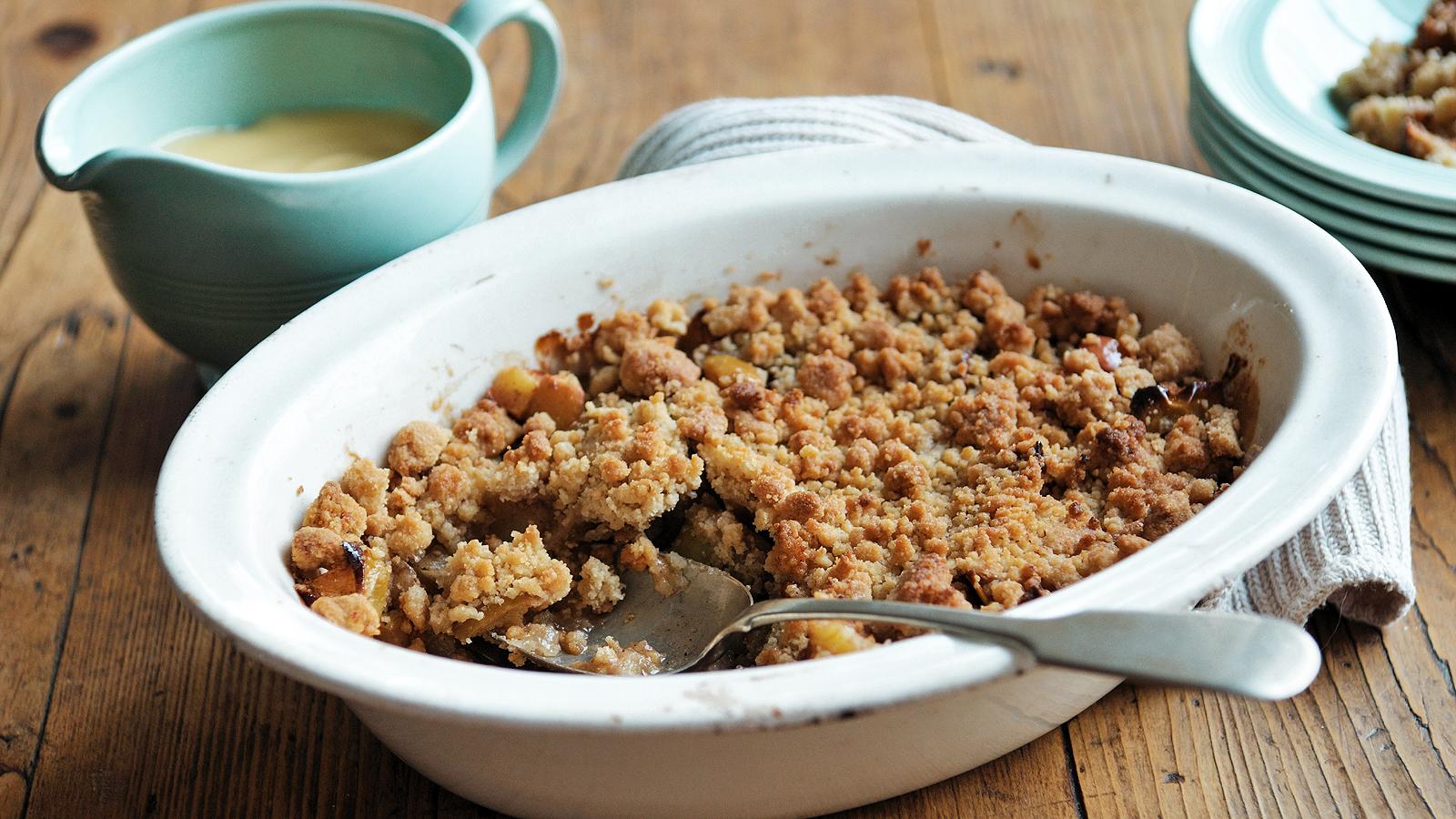 Easy apple crumble