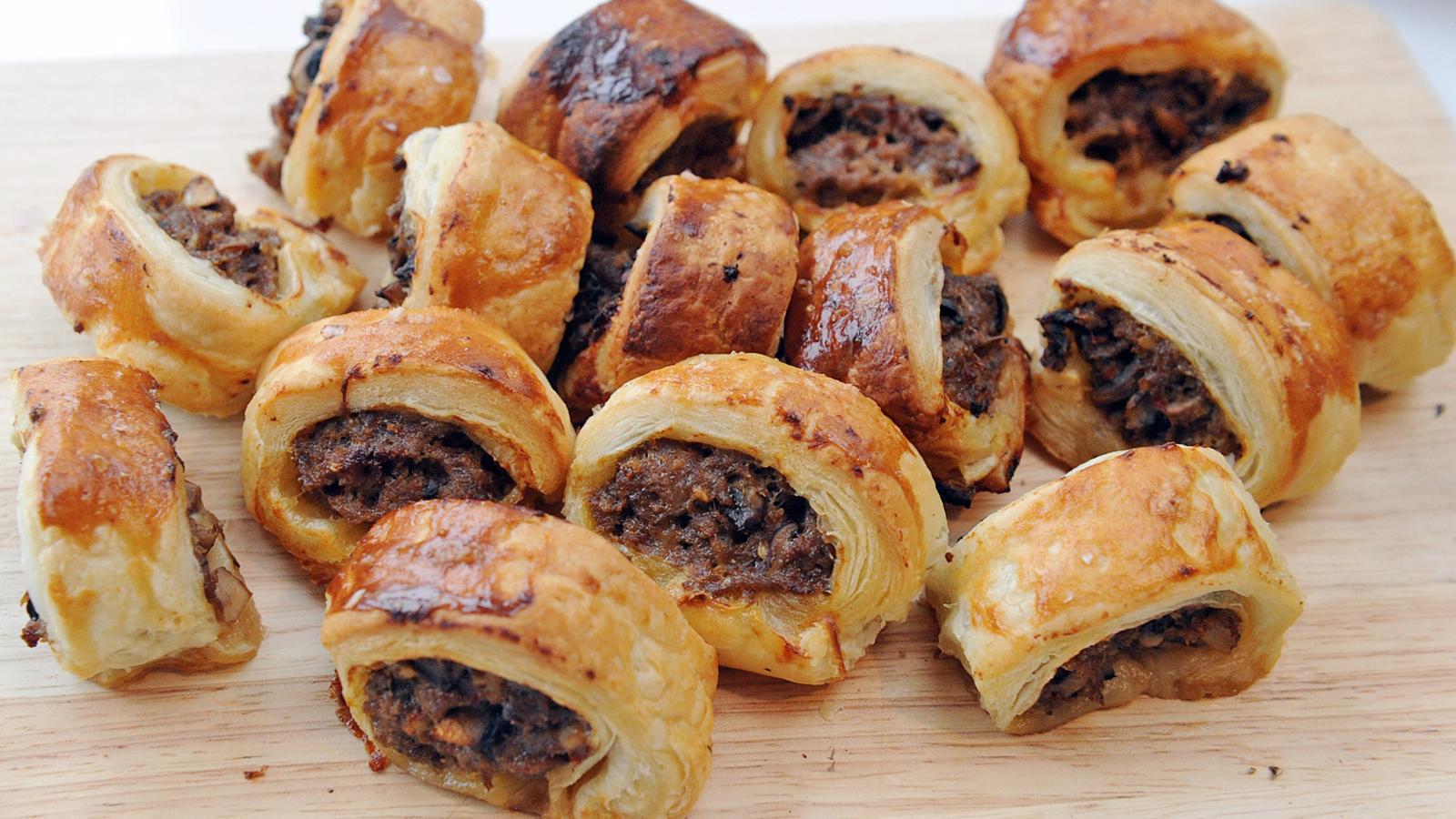 Beef and horseradish sausage rolls recipe - BBC Food