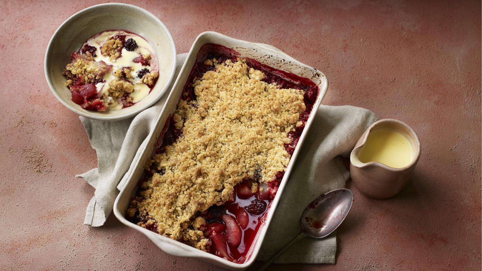 Blackberry and pear crumble