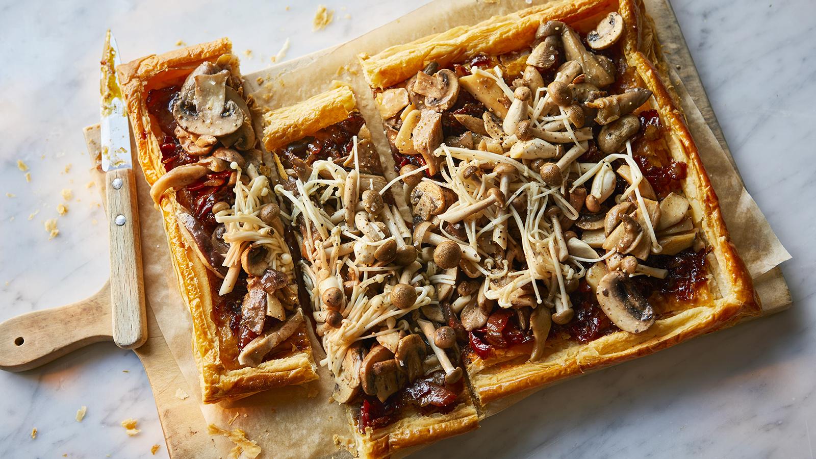 Brown butter mushroom tartlet with bacon jam