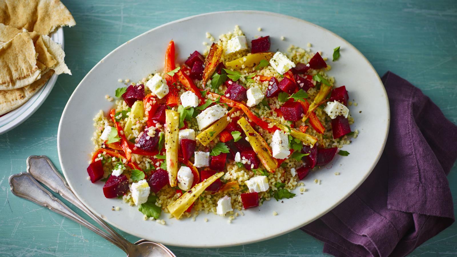 Bulgur wheat and beetroot salad with honey and goats' cheese 