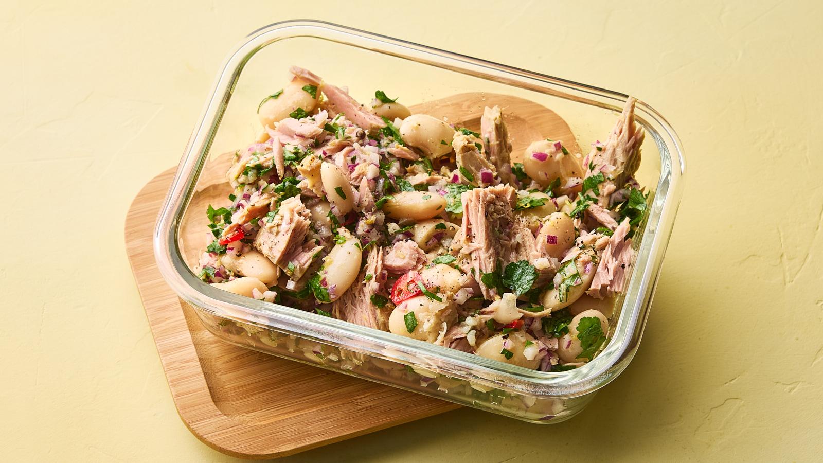 Butter bean, tuna and parsley salad