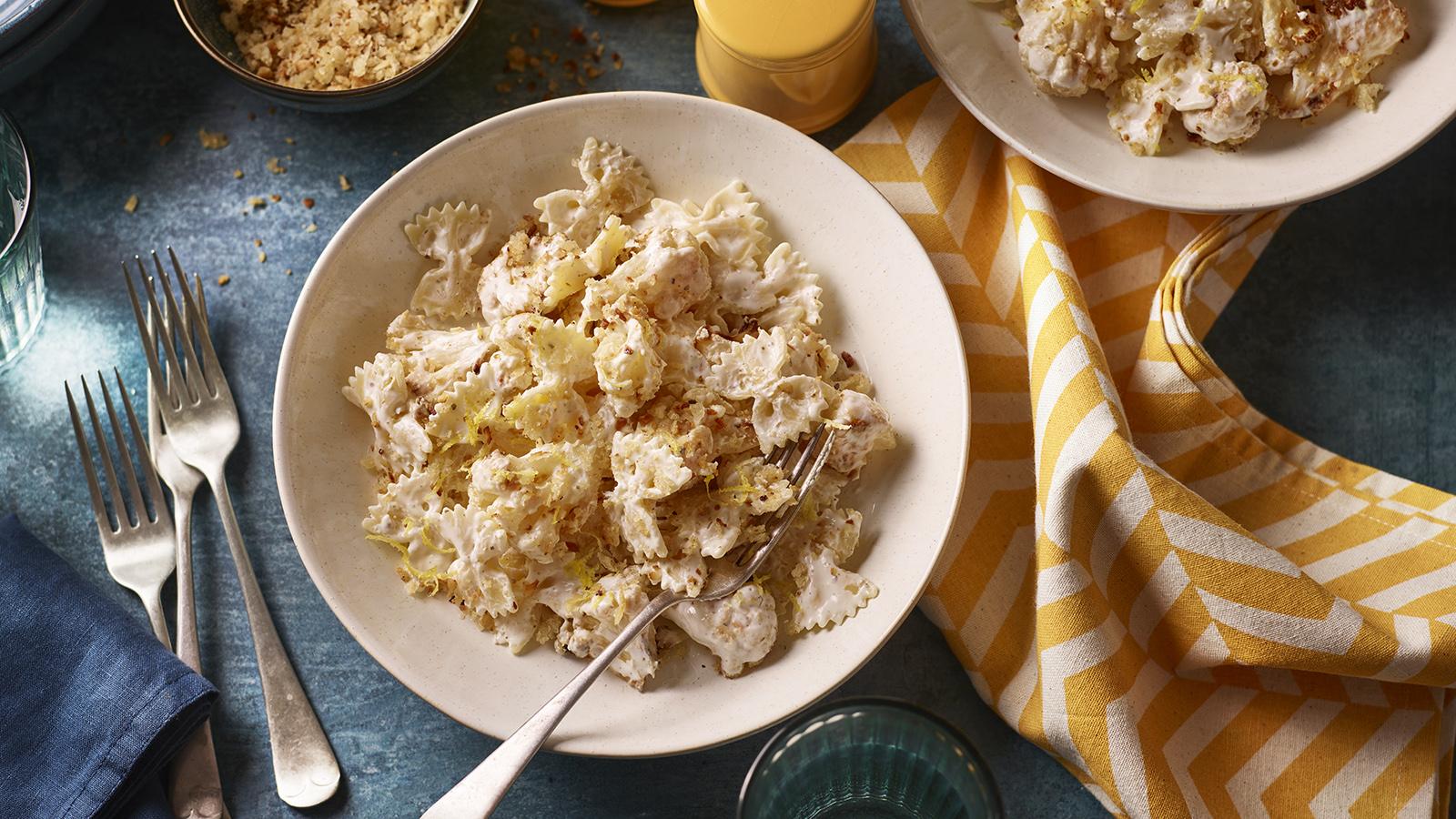 Cauliflower and lemon pasta