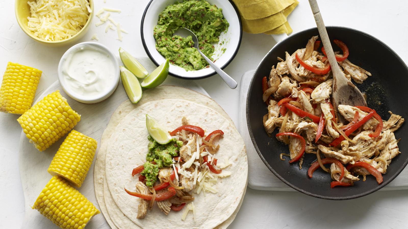 Chicken fajita wraps