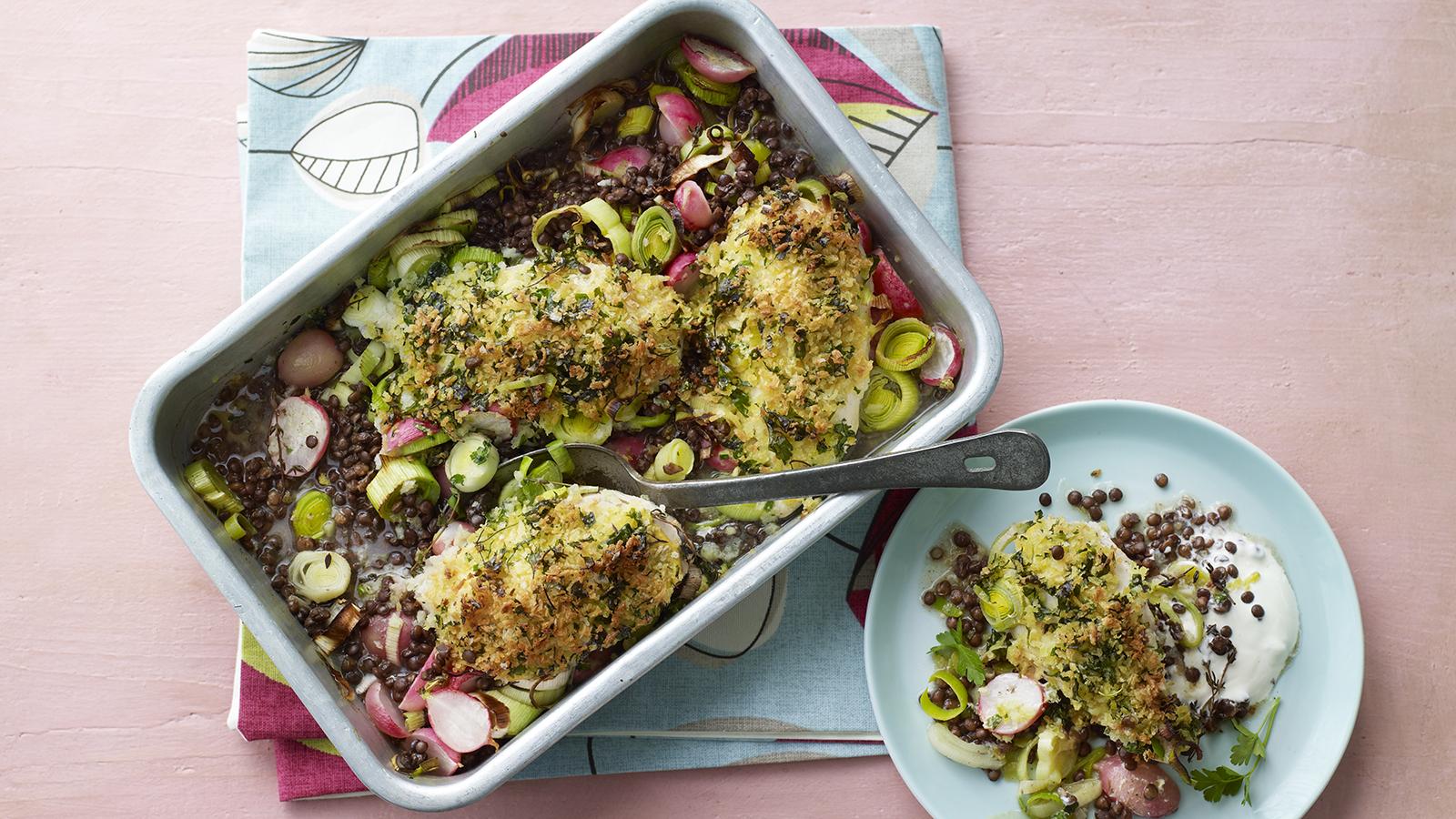 Chicken and leek traybake