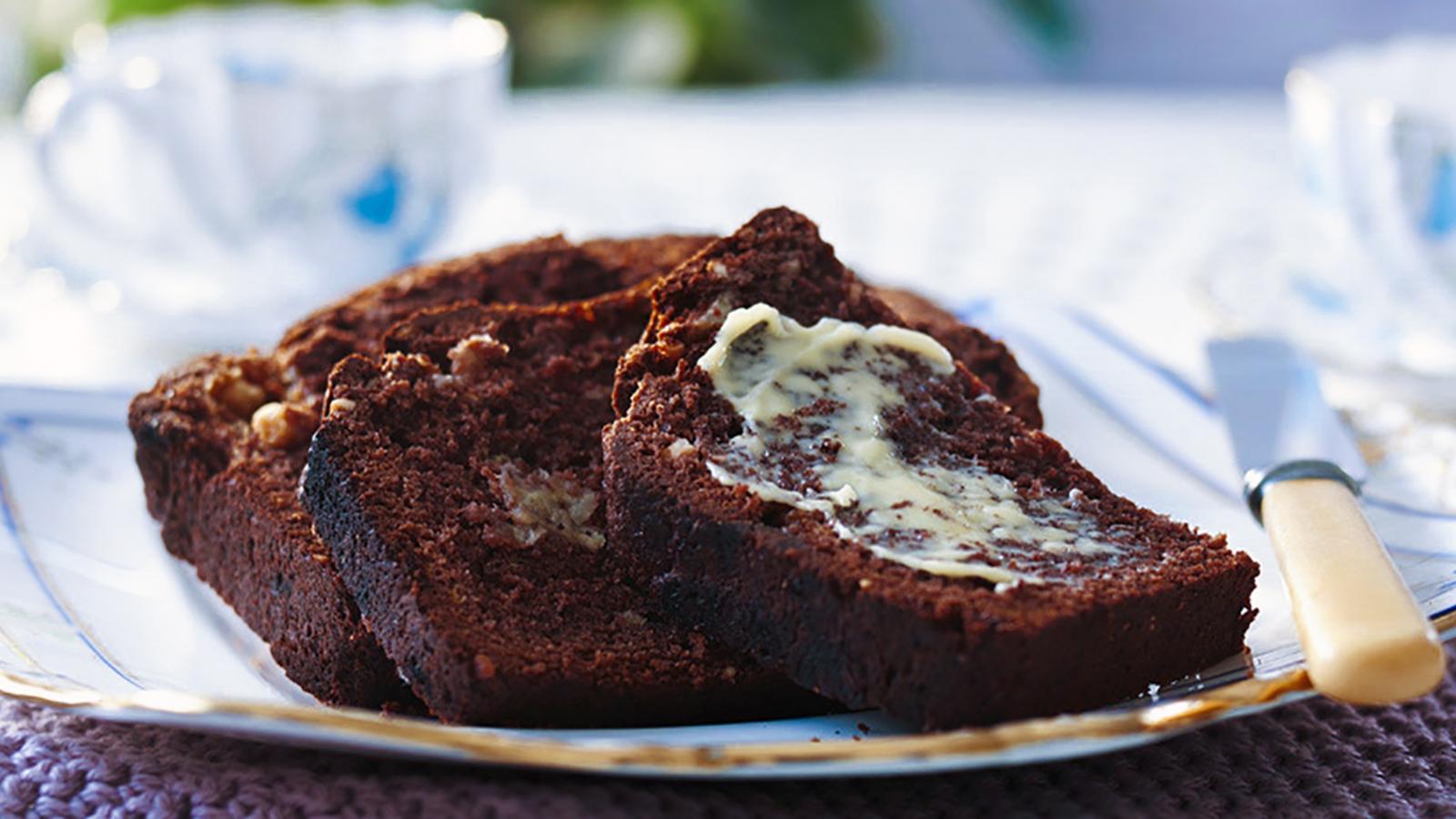 Chocolate banana cake