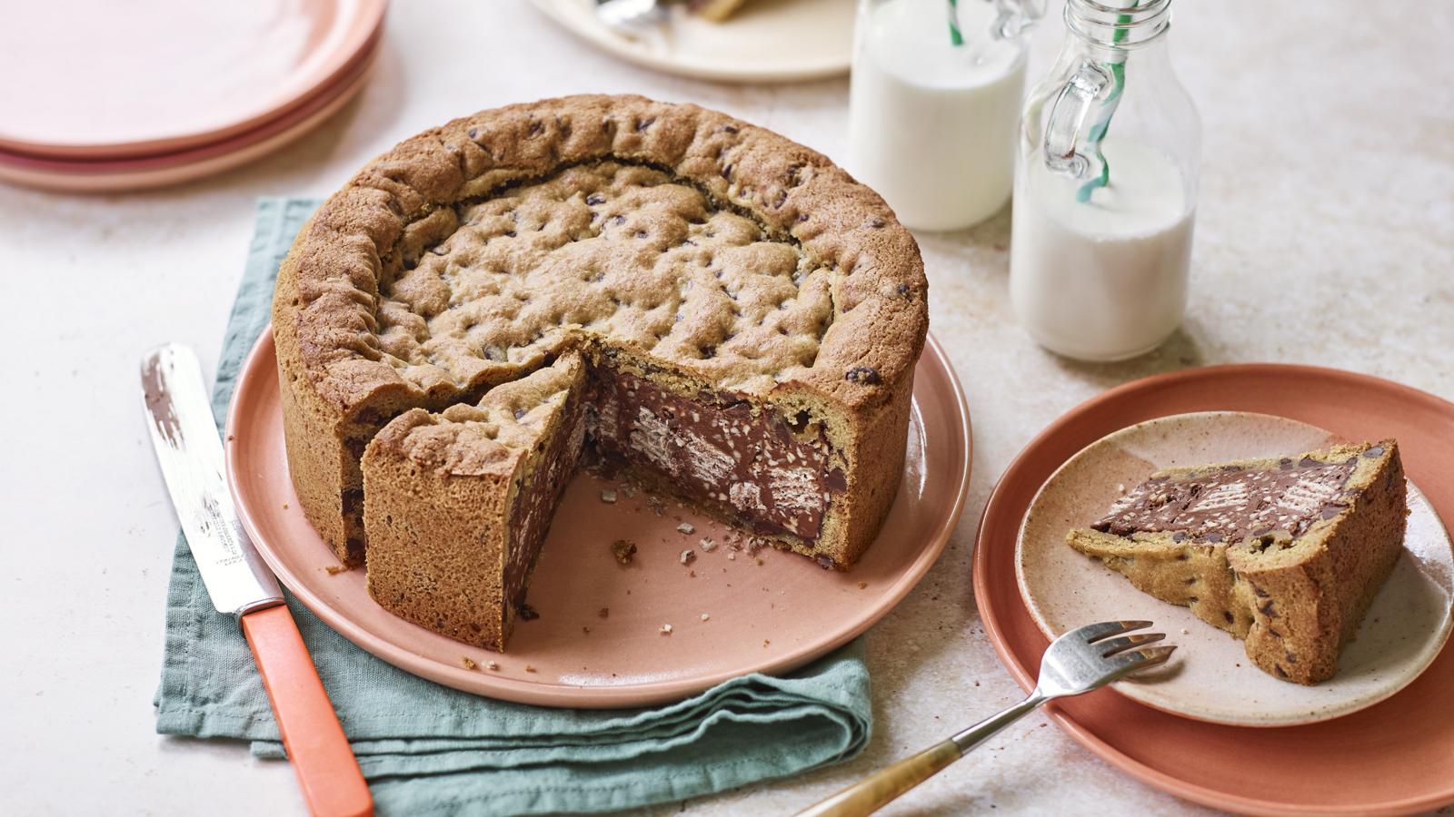 Chocolate cookie pie