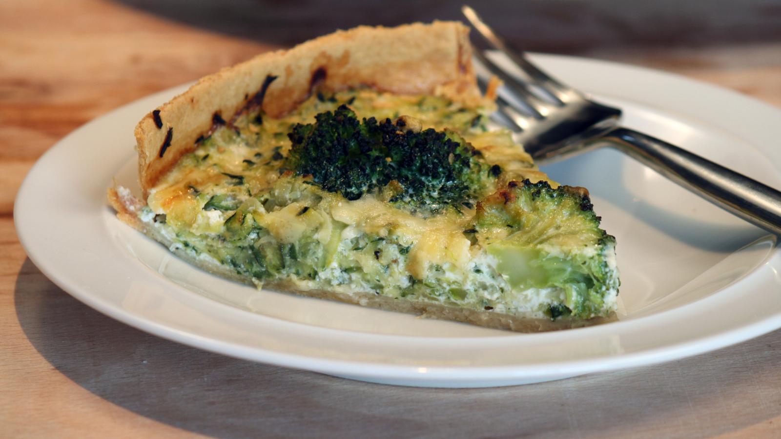 Courgette and broccoli quiche